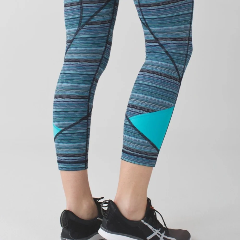Lululemon Pace Rival Crop - Picture 4 of 9